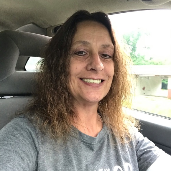 Meet your Posher, 💜 Sheila 💜 - Picture 3 of 8